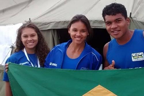 Apesar do adiamento de dez provas pelo mal tempo, brasileiros continuam mostrando qualidade na disputa / Foto: Divulgação CBCa